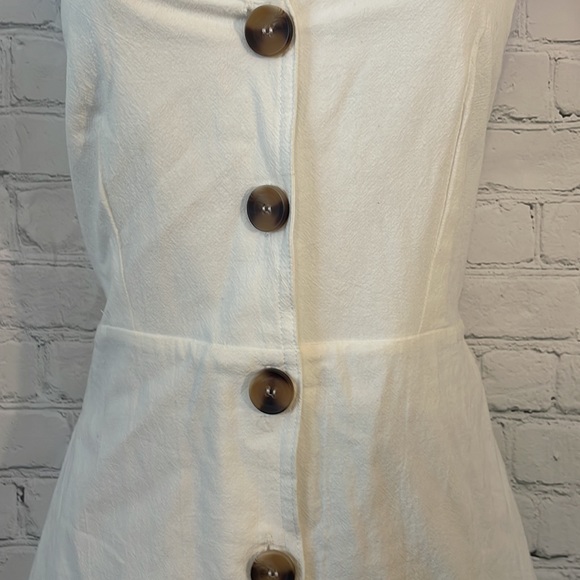 Pacsun Me to We white cream mini dress with large buttons - Picture 4 of 7
